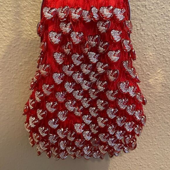 La viola Vintage Red Satin LOVE Beads with Hearts Long Chain Crossbody Purse - Picture 16 of 16